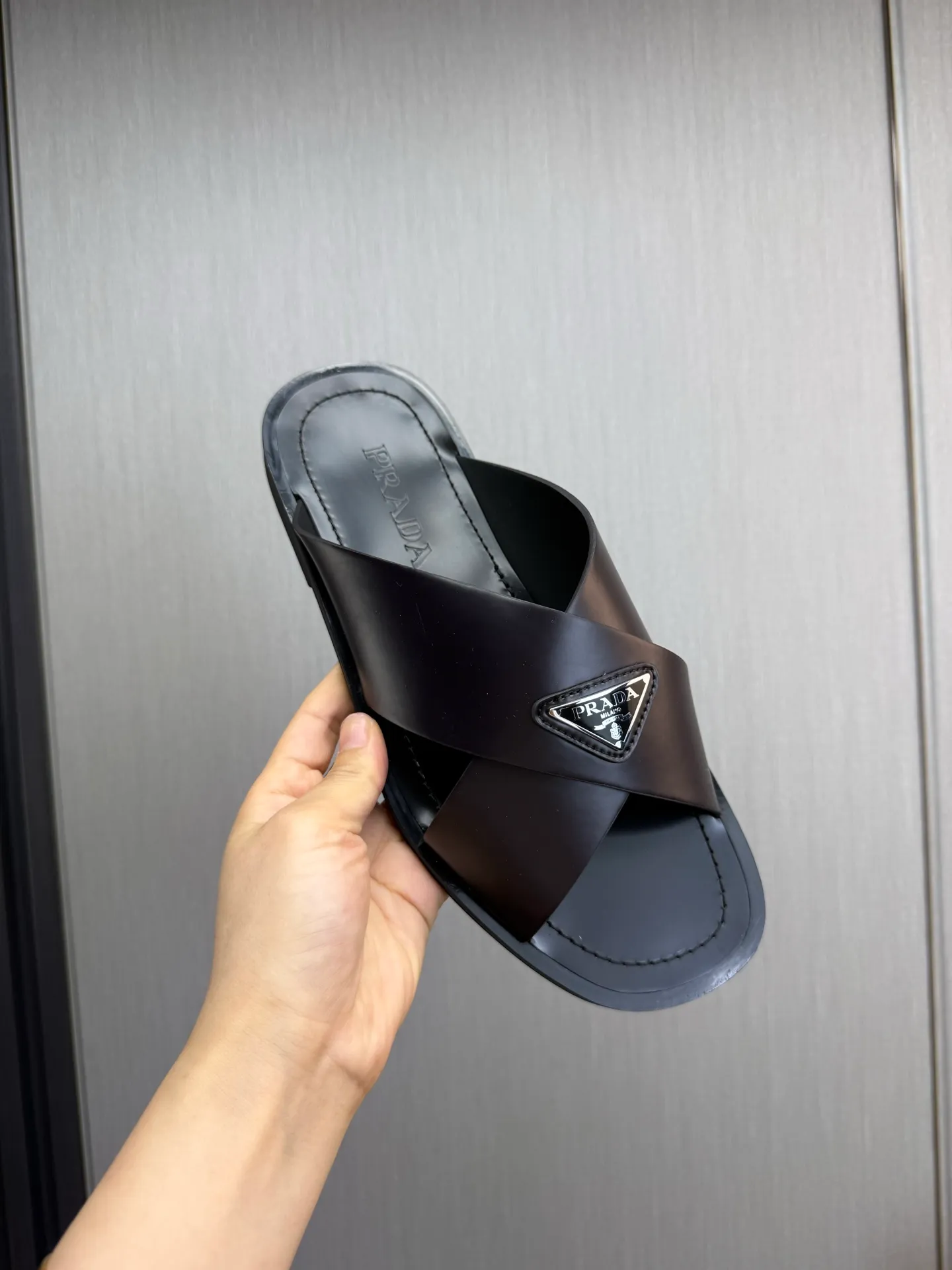 Factory price 340💰 ＰＲＡＤＡPrada - popular men's slippers hot sale 🔥 🩴Official website one to one production 38-45 sizes 45 46 🉑️Customized!